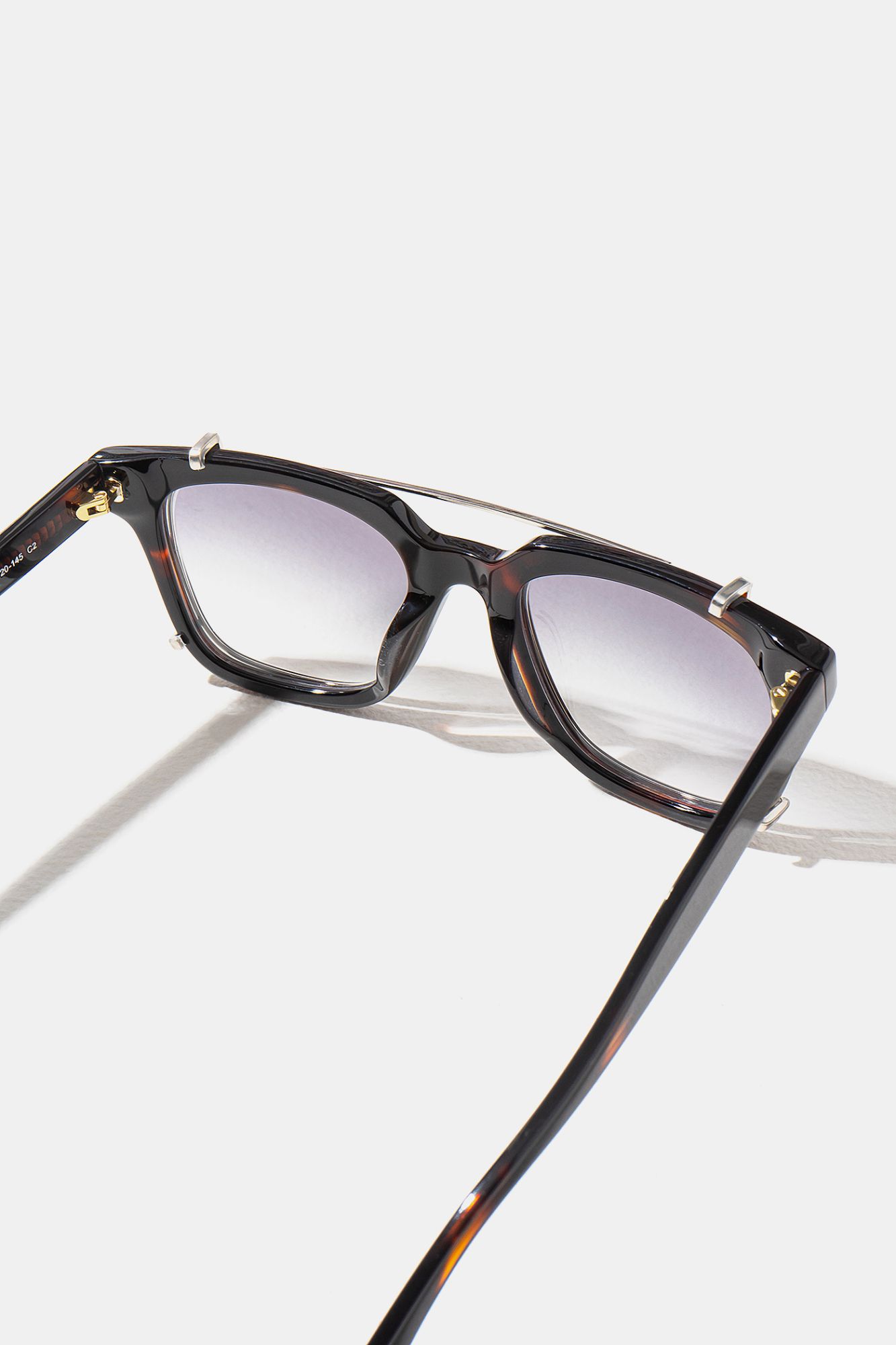 Graz Clipon Tortoise