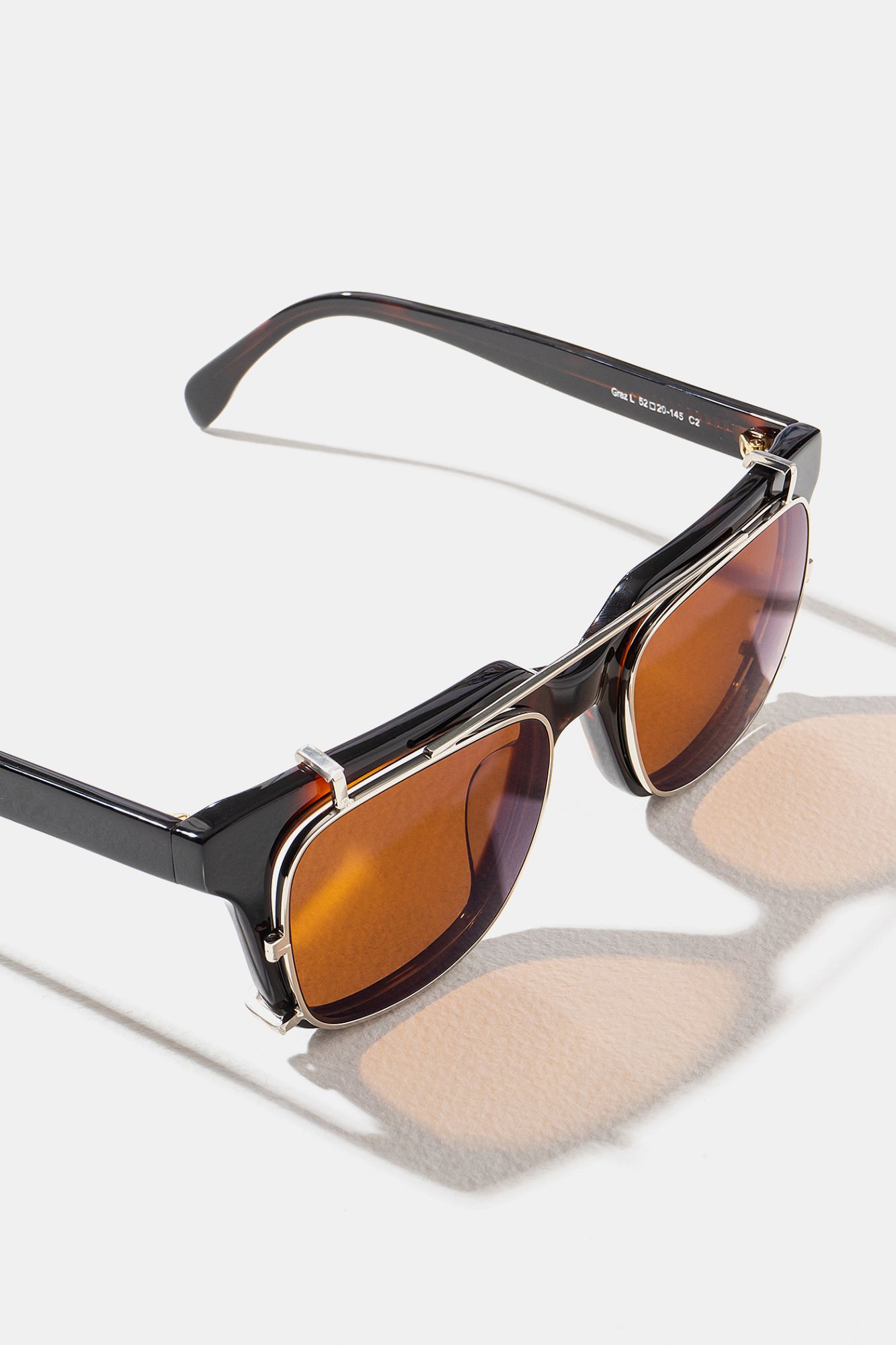 Graz Clipon Tortoise