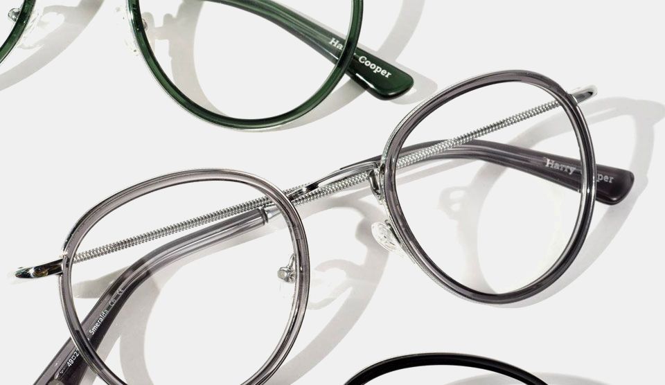 Очки с призматическими линзами