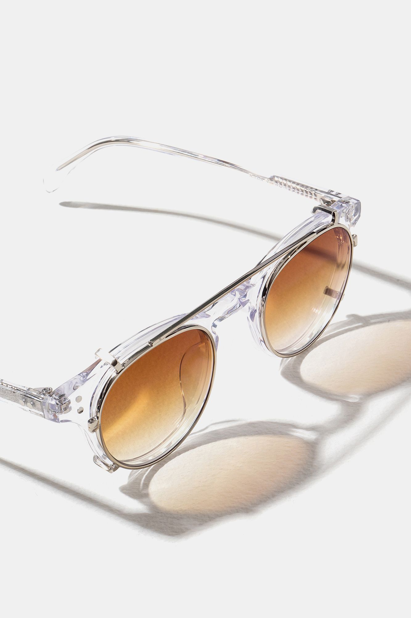 Norfolk Clipon Transparent