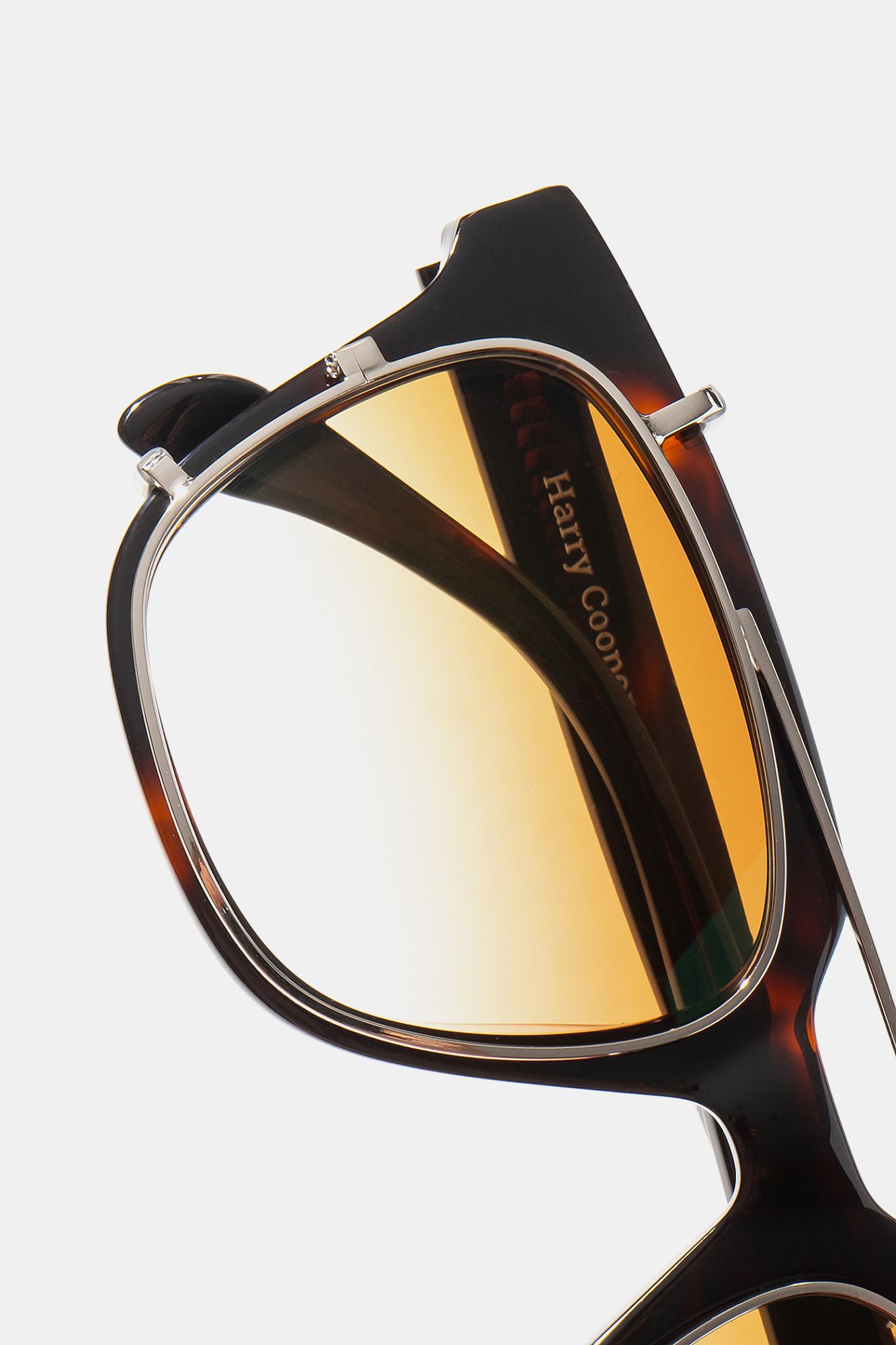 Graz Clipon Tortoise