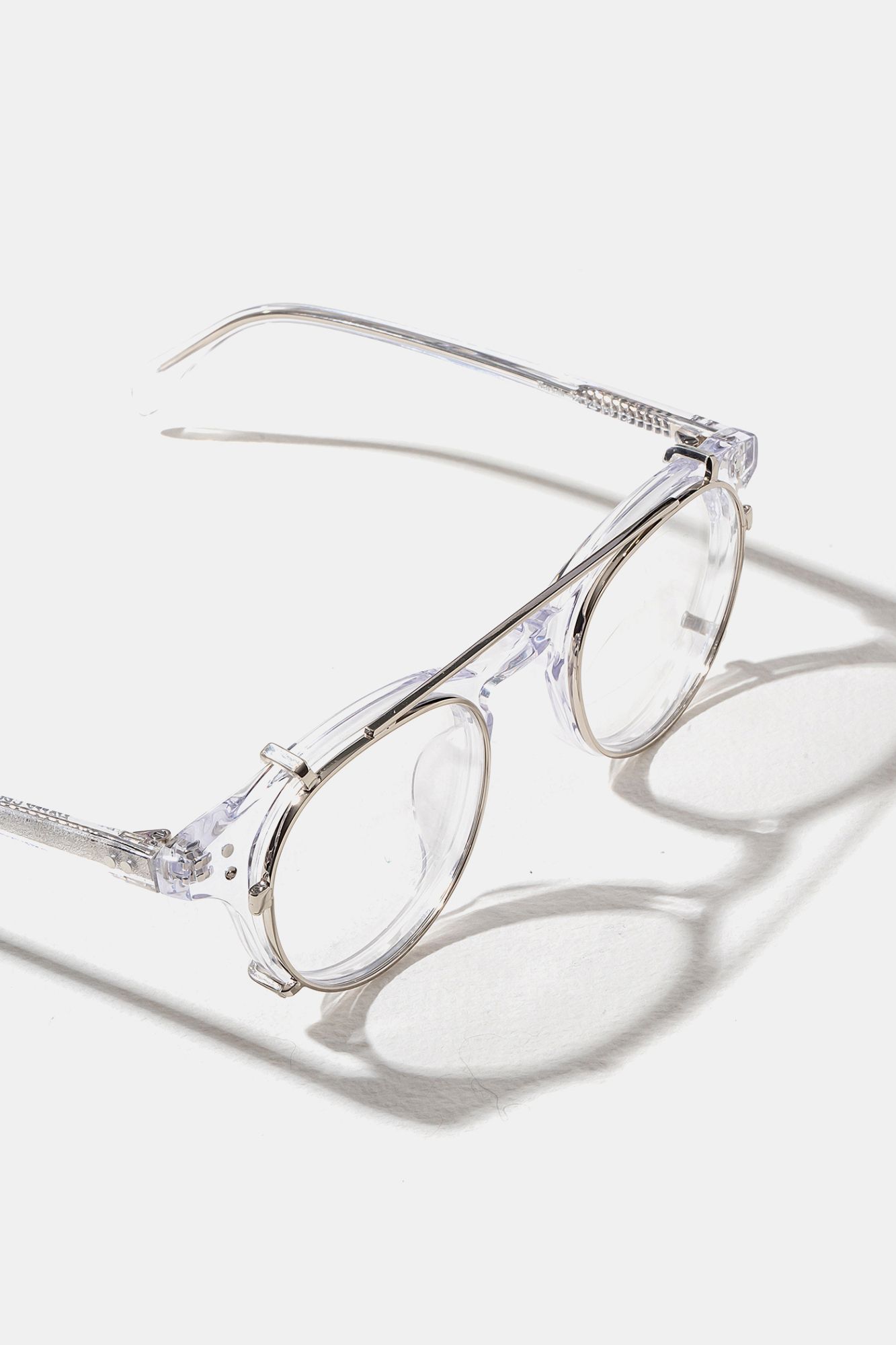 Norfolk Clipon Transparent