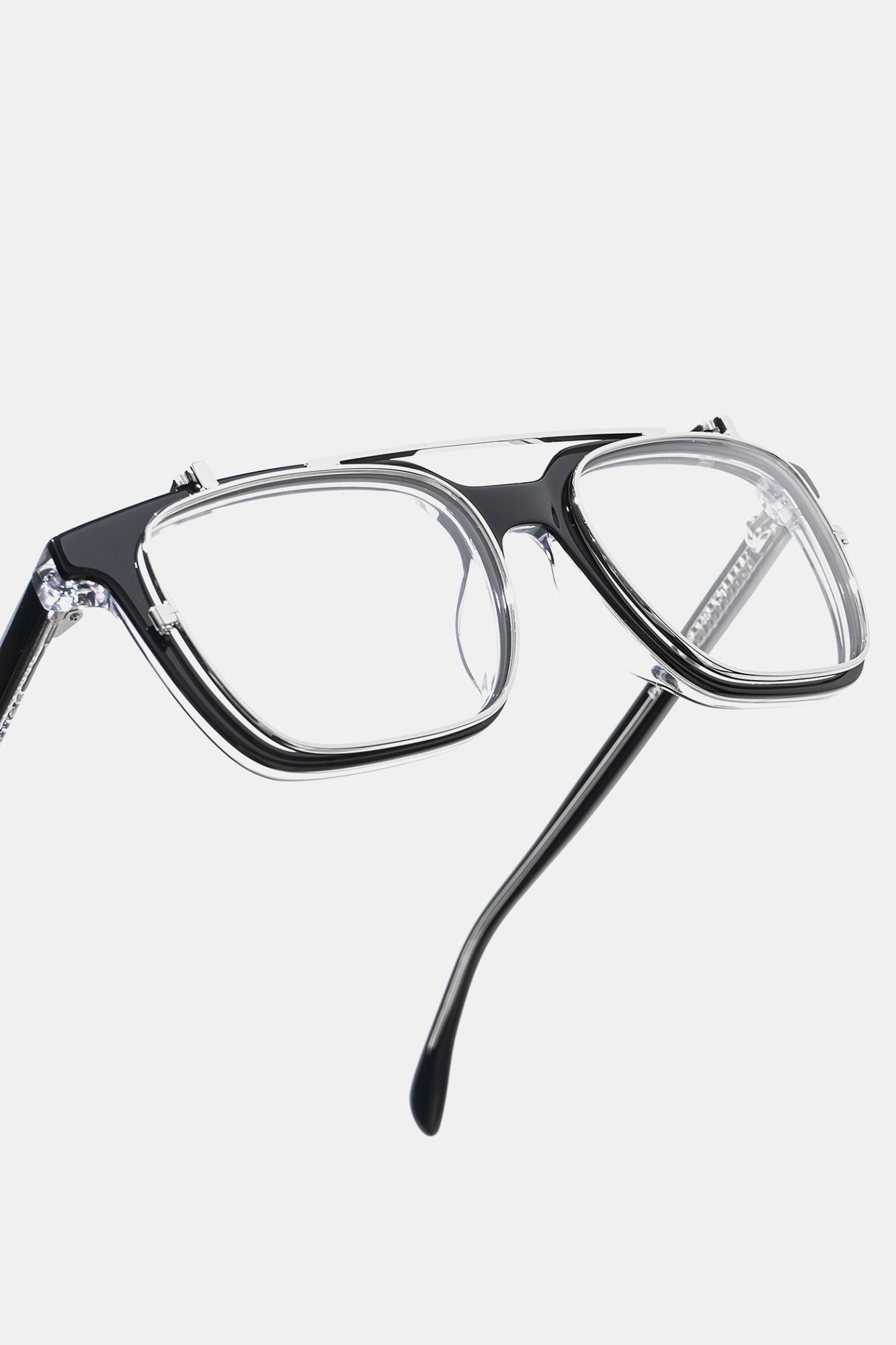 Dyce Clipon Black