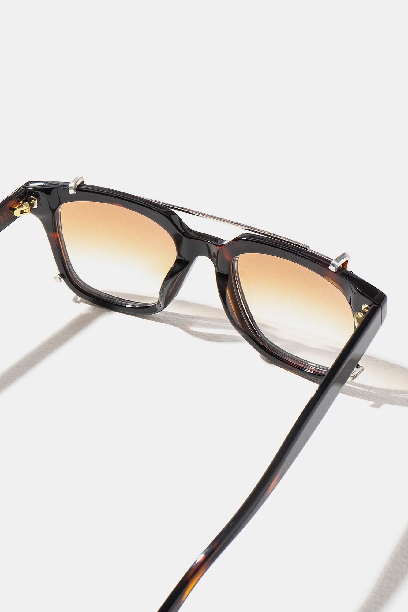 Graz Clipon Tortoise