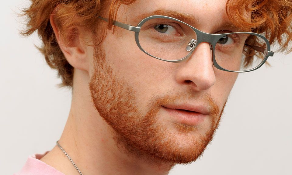 Почему появляются пятна на очках и как их избежать