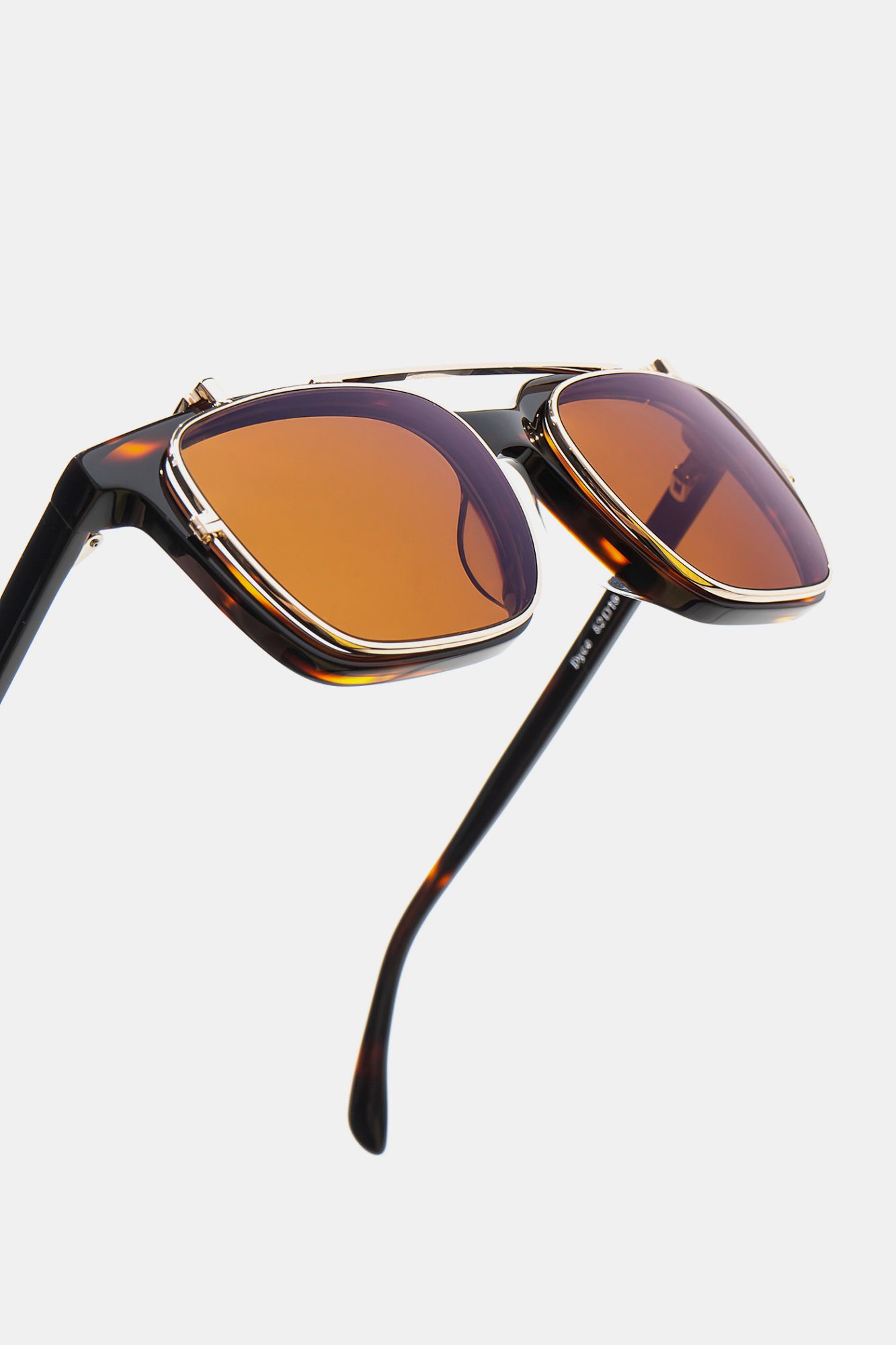 Dyce Clipon Tortoise