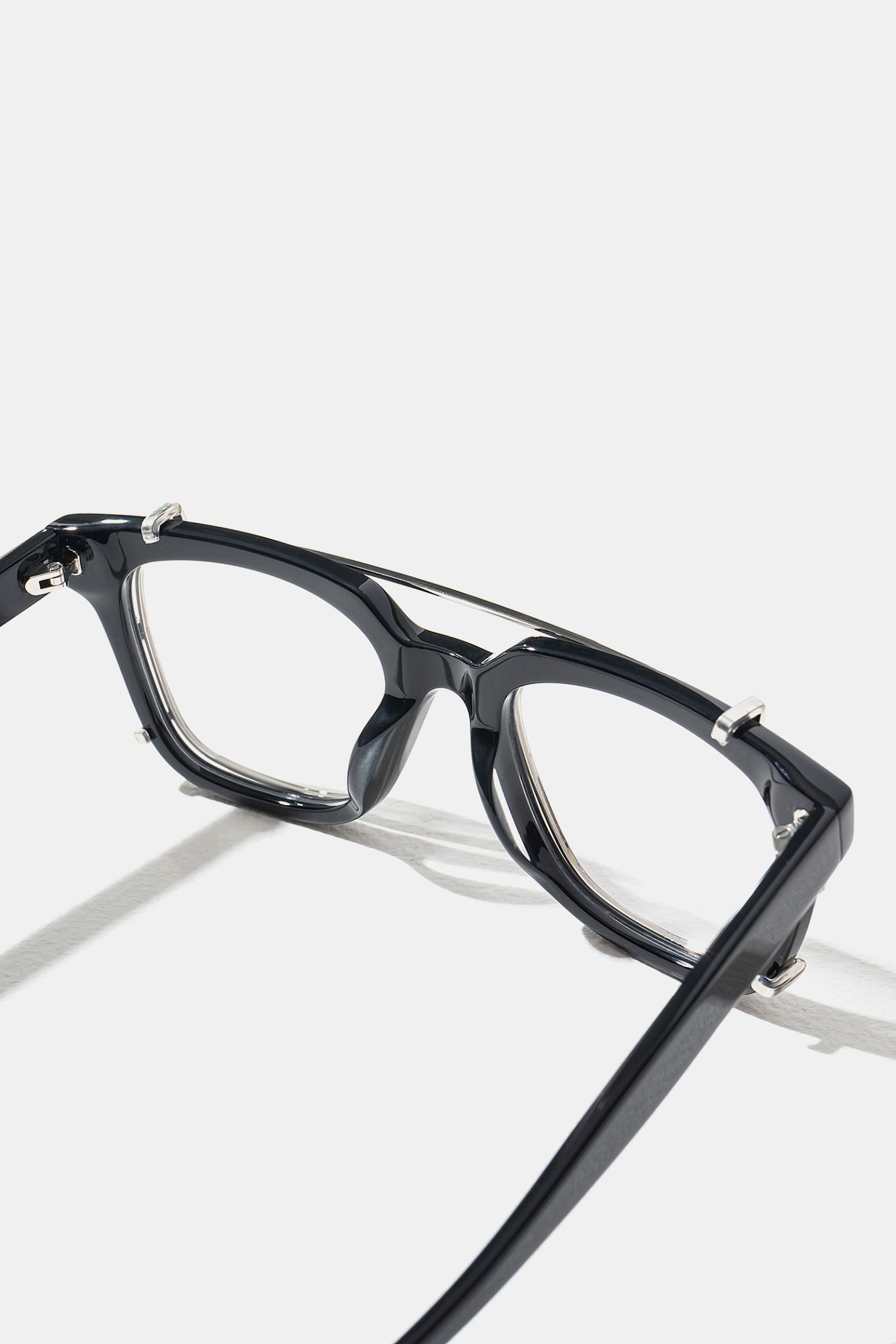 Graz Clipon Black