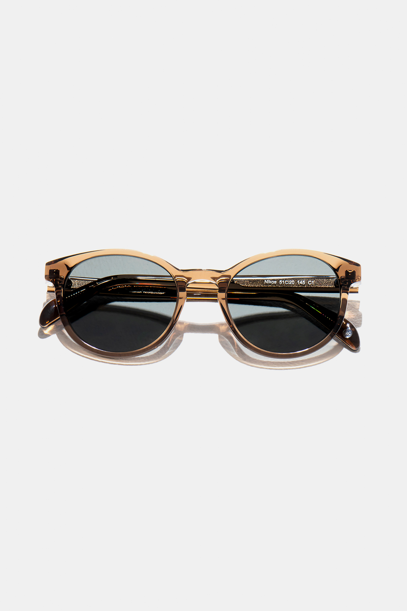 Nikos Коричневый