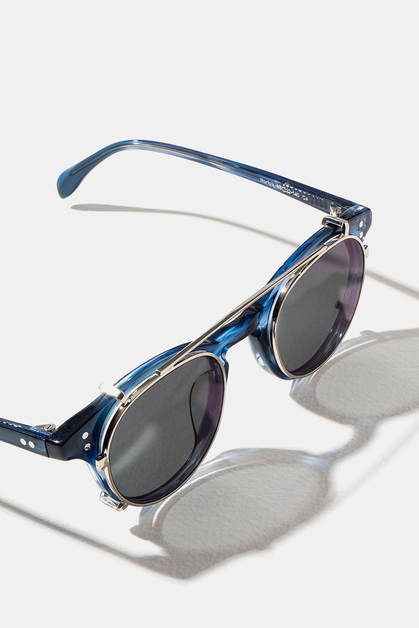 Norfolk Clipon Blue