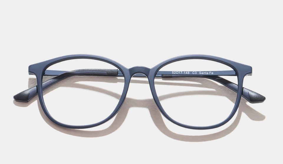 Антивандальные оправы: Что это и как они устроены